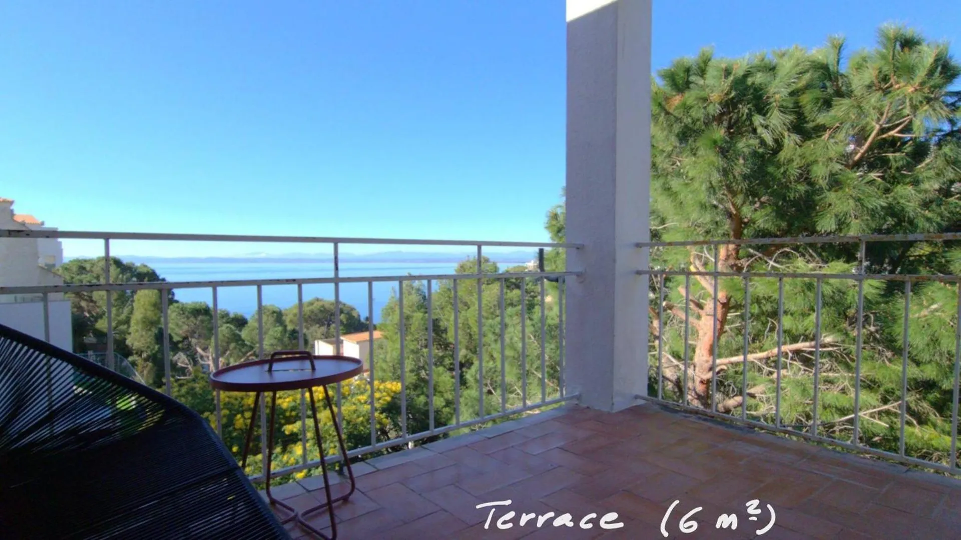 Apartamento En Roses Con Vistas Al Mar Av-10 Spain